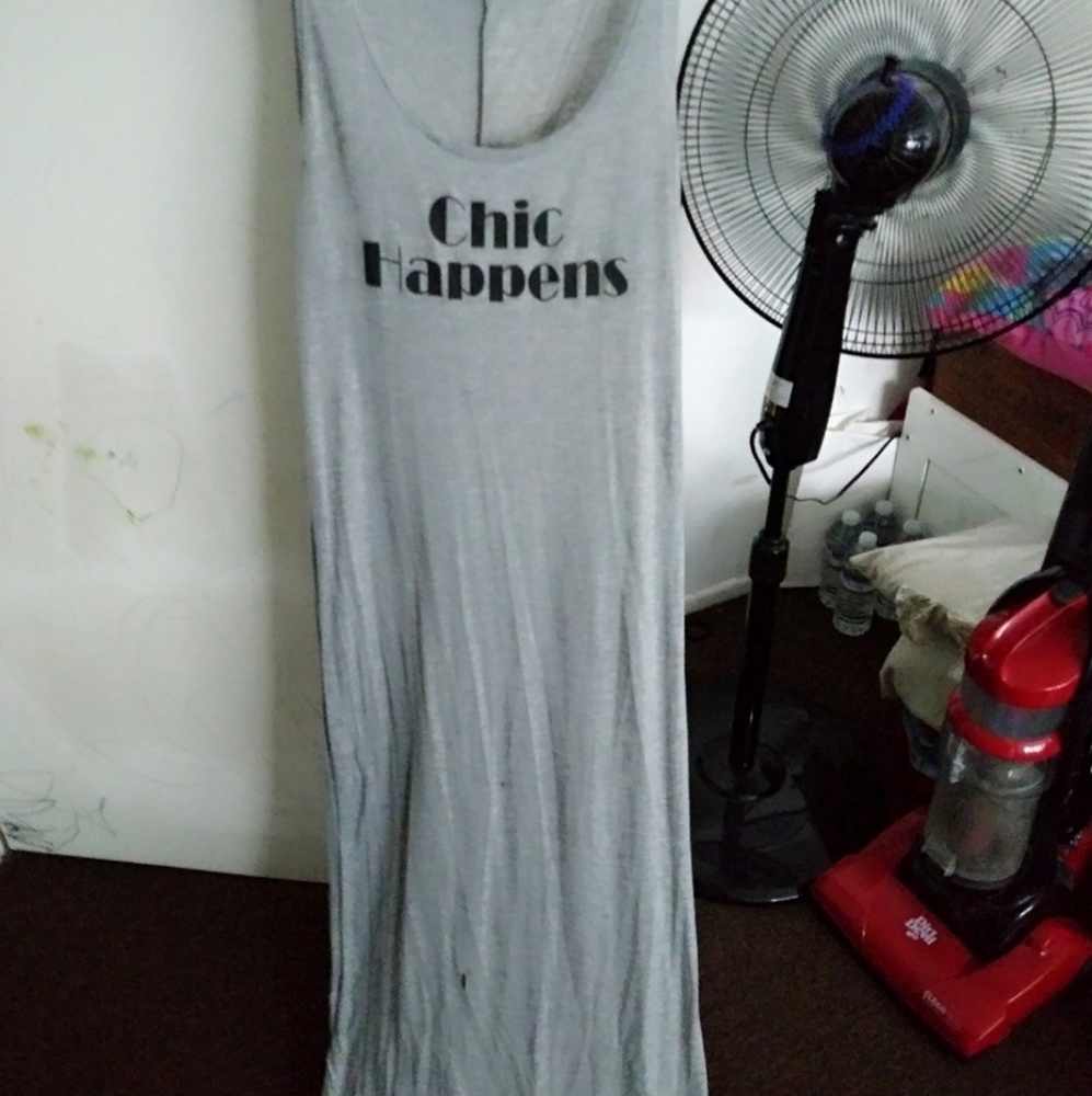 Long sleeveless dress 👗